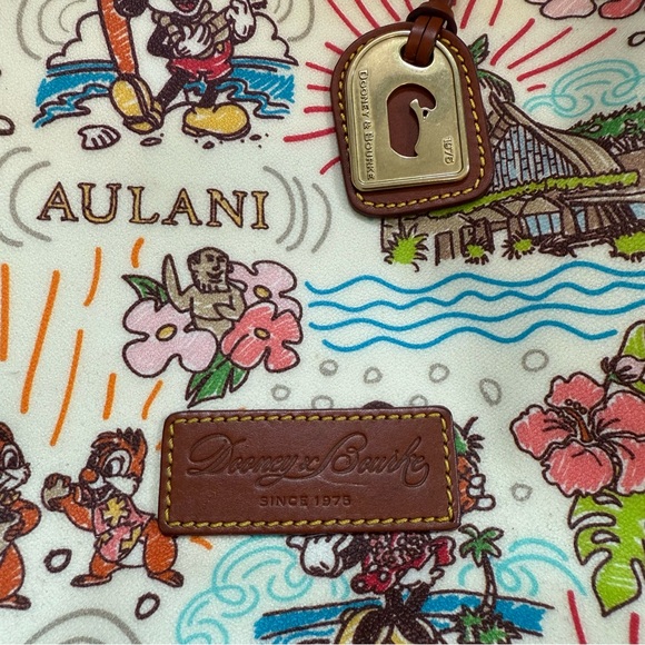 Disney Dooney & Bourke Aulani Exclusive Sketch Tote - Picture 3 of 12